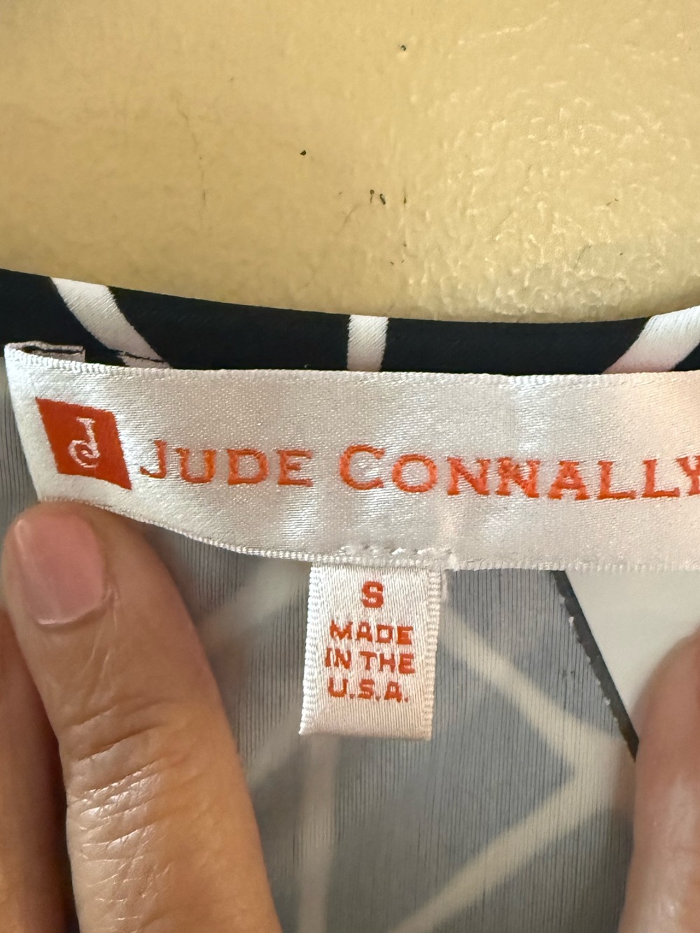 Jude Connally Women's Black & White Geometric Short Sleeve Dress, size small - Picture 2 of 4